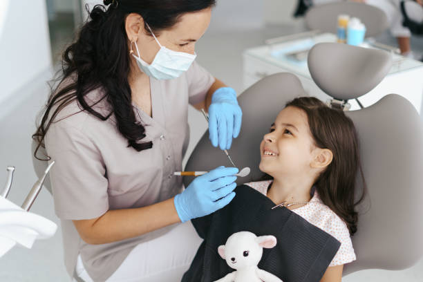 Best Emergency Broken Tooth Repair in Lauderhill, FL